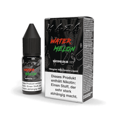 Aromatisierte E-Liquid Flasche und Verpackung für Vaping, Wasser Melone Geschmack, Nikotingehalt 10 mg/ml, für elektronische Zigaretten, in Schwarz mit buntem Label.