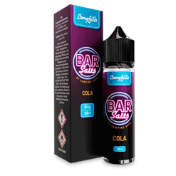 Leere E-Zigarette mit Vape-Salz-Liquid, Cola Geschmack, 10 ml, 0 mg Nikotin, dunkle Flasche, Produktseite für Longfill Vape Salz, stilvolle Verpackung auf schwarzem Hintergrund, ideal für Dampfer, die Cola lieben.