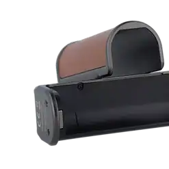 Lost Vape Thelema Solo 100 Watt 13 Batteriepack für Elektrofahrräder mit schwarzem Gehäuse und braunem Schutz, kompaktes Design.